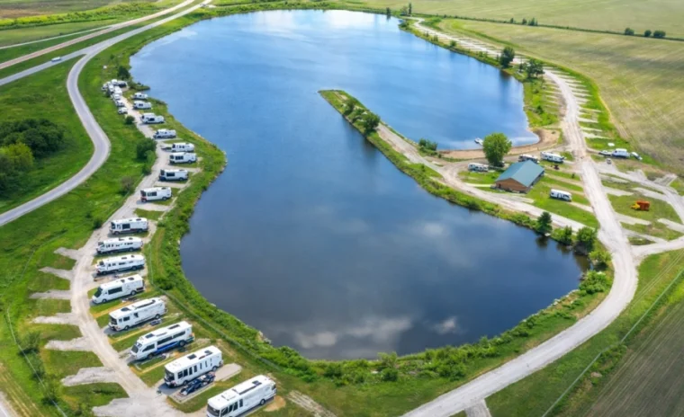 Embrace the Freedom Experience Year Round RV Camping Adventures (1)